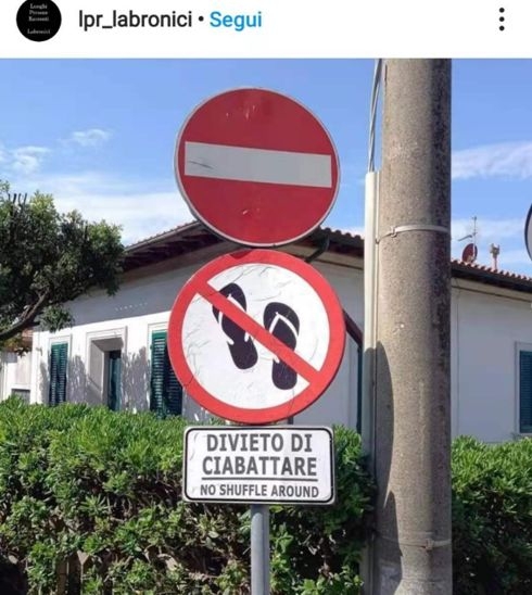 精彩绝伦
:意大利小镇立牌禁止穿“拖鞋”行走！ 网友争论：你想学霸王龙走路吗？