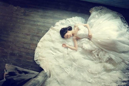 梦见自己穿婚纱是什么意思 它是好运的征兆吗