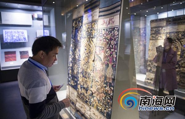 海南省民族博物馆重新对外开放 馆藏文物3.2万件套