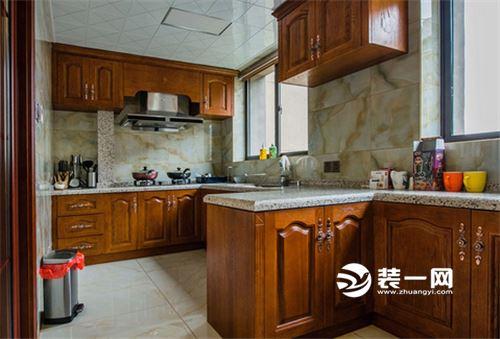 厨房瓷砖多少钱 如何搭配厨房瓷砖颜色