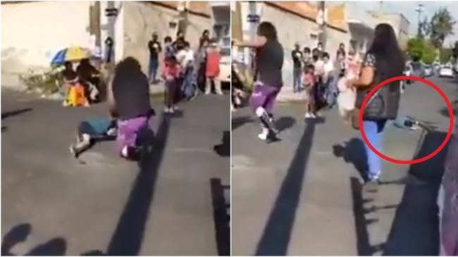 墨西哥摔跤手当街摔5岁男童 遭群众围殴惊动警方